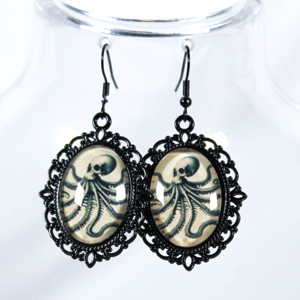 🔨 Gothic Victorian "The Kraken's Curse" Steampunk Octopus Skull Cameo Earrings